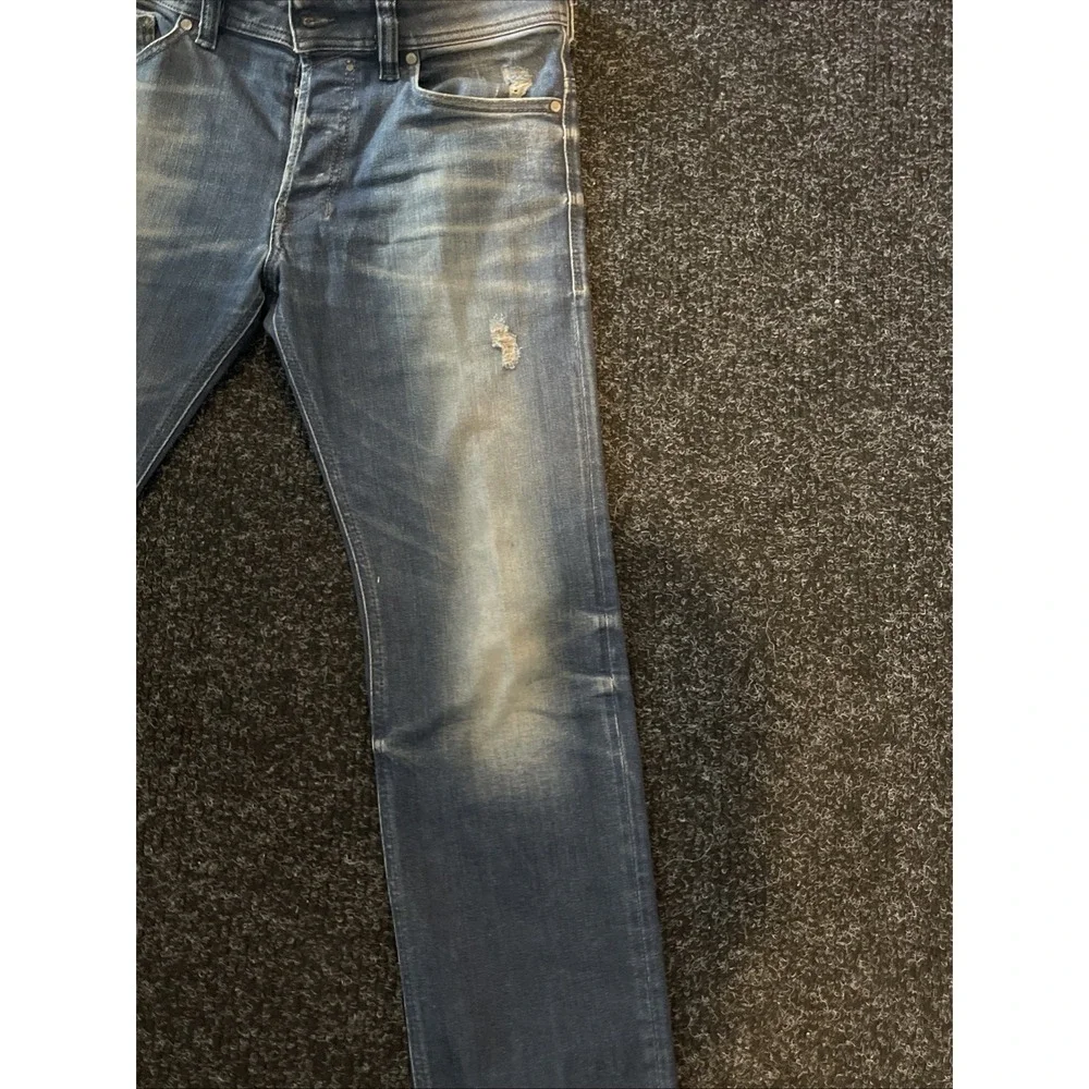 Diesel Industry Men's Size 30x30 Straight Fit Medium Wash Distressed Jeans